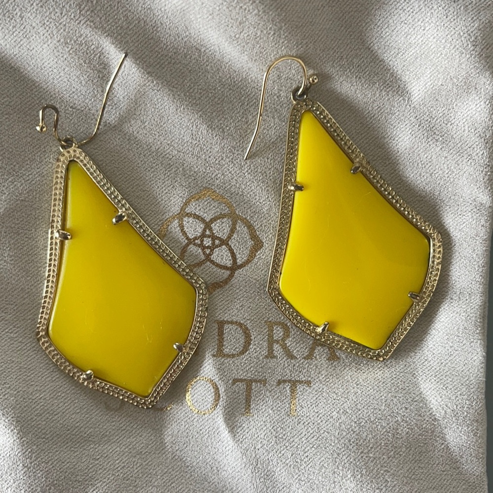 Kendra Scott Alexandra yellow earrings